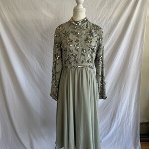 Elegant Gray Embellished Midi Dress